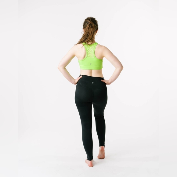 Brand New Zyia Black Light N Tight Mid-Rise 7/8 24" RC - Picture 3 of 6